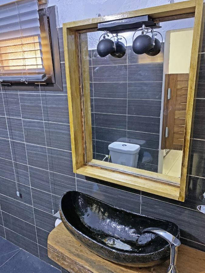 Hotel Blawa Abidjan Eksteriør billede